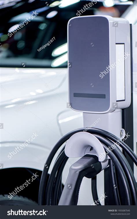 Charging Electric Car Battery New Innovative Stock Photo 1955087545 ...