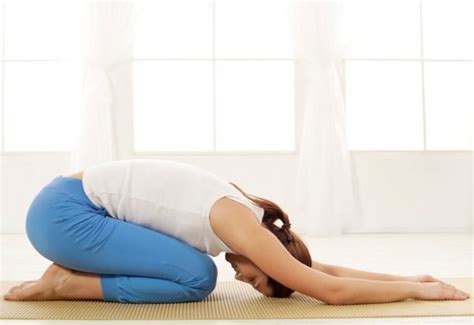 Steps & Benefits Of Shashankasana Or The Rabbit Pose - 101YogaStudio