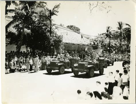 V-J Day Parade, Hawaii, 1945 | The Digital Collections of the National ...