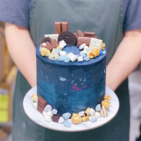 Stellar Galaxy Cake with Cosmic Toppings – J Petite Patisserie