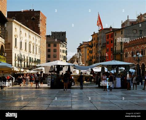 Verona Italy Romeo and Juliet Stock Photo - Alamy