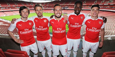 Photos: Arsenal's 2015/16 Kit Officially Unveiled By Thierry Henry ...