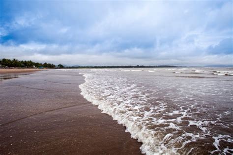 10 Top Beaches on Maharashtra's Konkan Coast