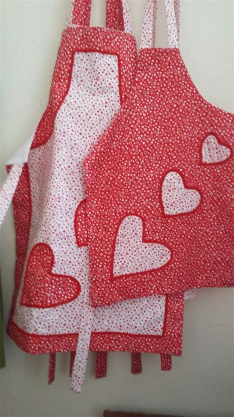 Cute Vintage Aprons with Heart Print