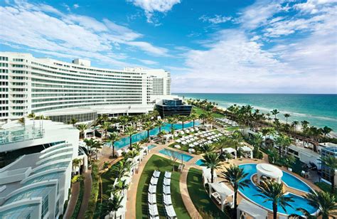 5 Luxurious North Miami Beach Hotels that Will Treat You Like Royalty ⋆ ...