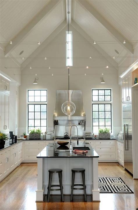 Inspiring vaulted ceiling ideas in interior design – types, pros and cons