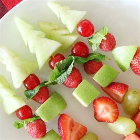 Christmas Fruit Skewers for Kids - Passion For Savings