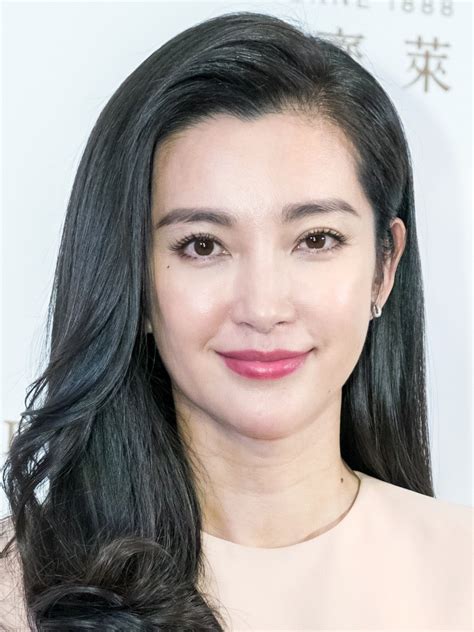 Li Bingbing - Biography, Height & Life Story | Super Stars Bio