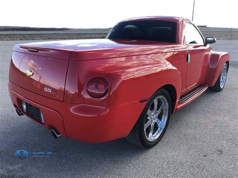 2004 Chevrolet SSR **Hardtop Convertible** Beautiful condition ...