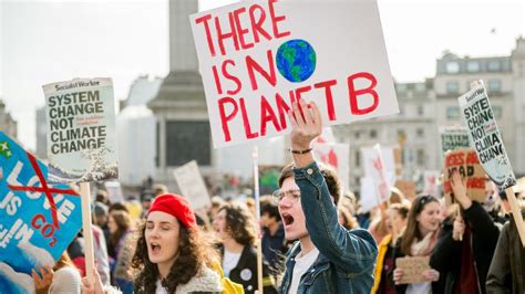 COVID-19 canceled mass protests. Here’s what youth climate activists ...