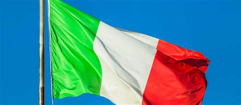 Flag of Italy - Colours, Meaning, History