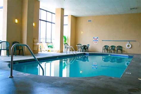 Top 4 Benefits of Staying at Our Pigeon Forge Hotel with Indoor Pool