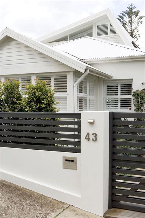 Beautiful Modern Fence Design Ideas | Modern fence design, House ...