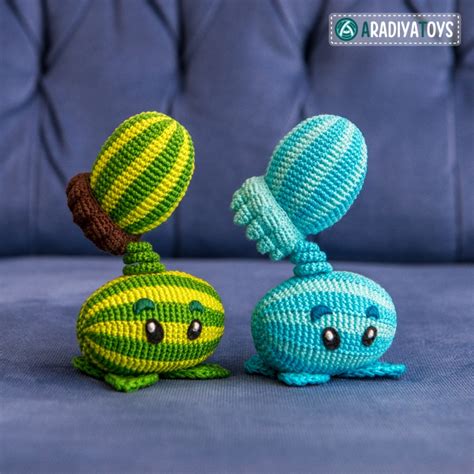 Melon-pult and Winter Melon ("Plants vs. Zombies") amigurumi pattern ...