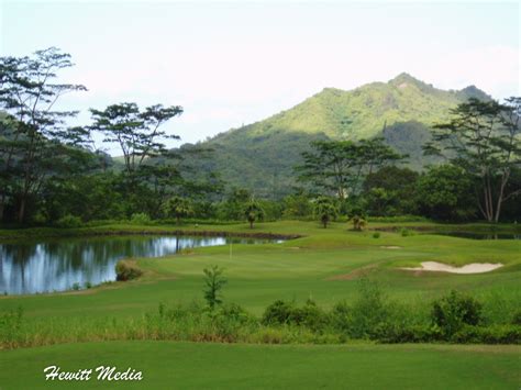 Great Golf Getaways - Ko'Olau Golf Club - Wanderlust Travel & Photos