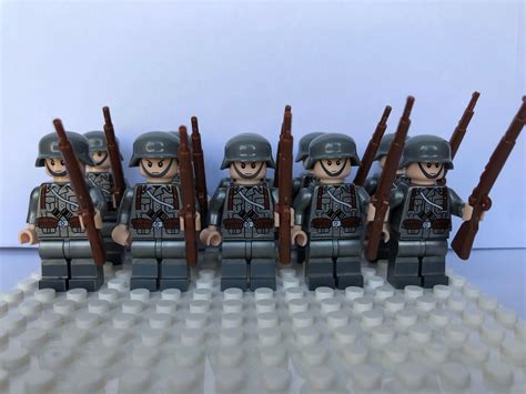 Lego Ww2 Minifigures for sale | Only 3 left at -65%