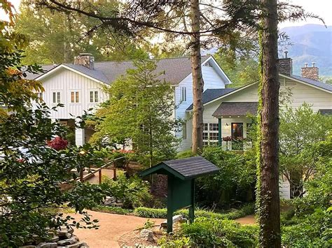 Buckhorn Inn Gatlinburg: A Haven of Comfort and Charm in the Heart of ...