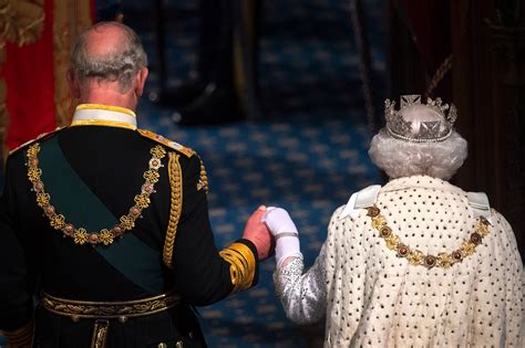 What Happens to the British Monarchy After Queen Elizabeth’s Death? | Vogue