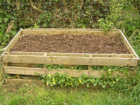 How To Make Raised Garden Beds From Old Pallets