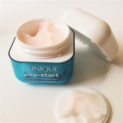 Clinique Pep-Start Hydroblur Moisturizer reviews in Face Primer ...