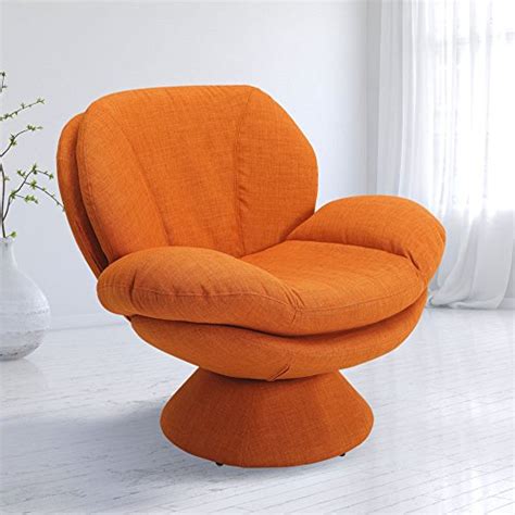 10 Best Comfy Reading Chairs For Small Spaces – LynnOak