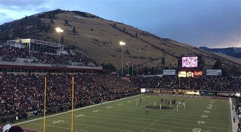 Montana Grizzlies at Washington Grizzly stadium. Missoula,MT : sports