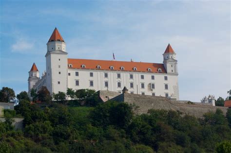 Visit the Bratislava Castle and Feel Like a Character From Fairytale ...