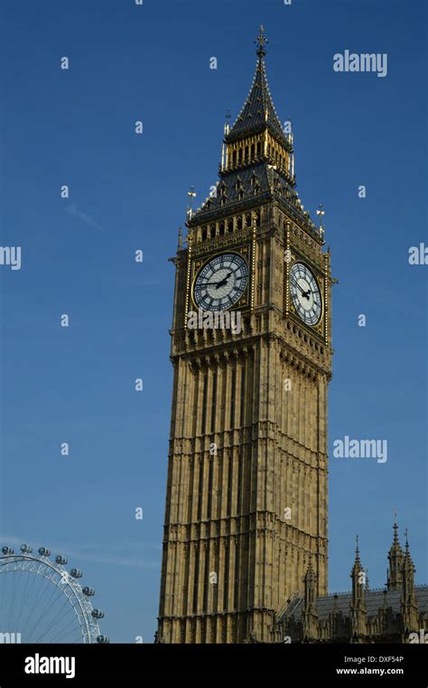 Big ben london eye hi-res stock photography and images - Alamy