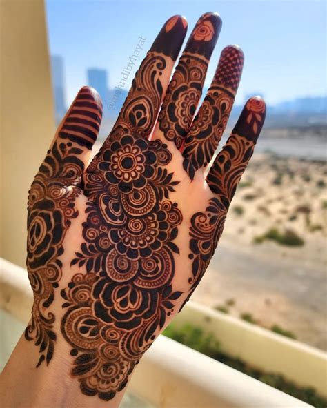 Floral Mehndi Designs (12) - StylesGap.com