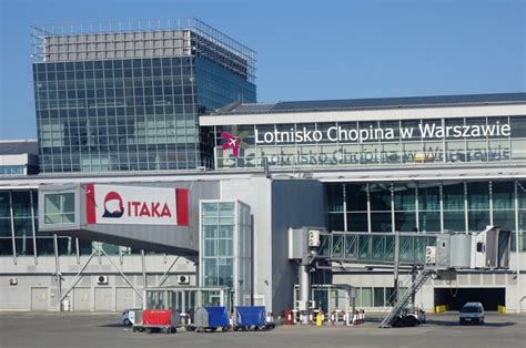 Lotnisko Chopina Warszawa - jak dostać się na lotnisko i z lotniska