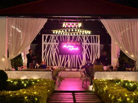 Kanpur's Top 10 Romantic Cafes for Couples