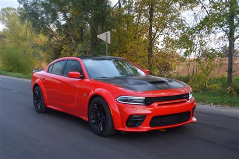 2020 Dodge Charger SRT Hellcat Widebody Review - GTspirit