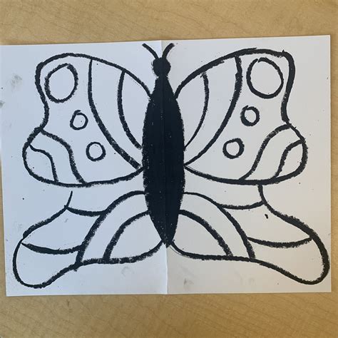 Symmetrical Butterflies Art Project — Mme Marissa