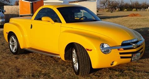 2004 Chevrolet SSR Convertible - Retractable Hardtop