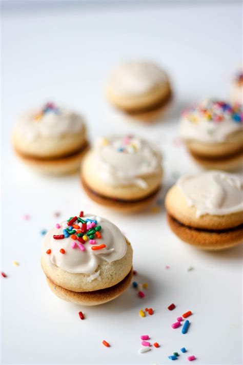 Soft Vanilla Sandwich Cookies (Joan's Kiss Biscuits) | The Home Cook's ...