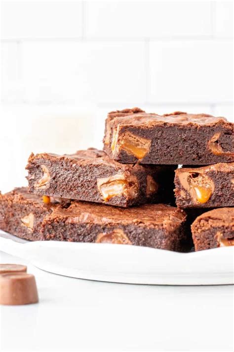 Rolo Brownies - Just so Tasty