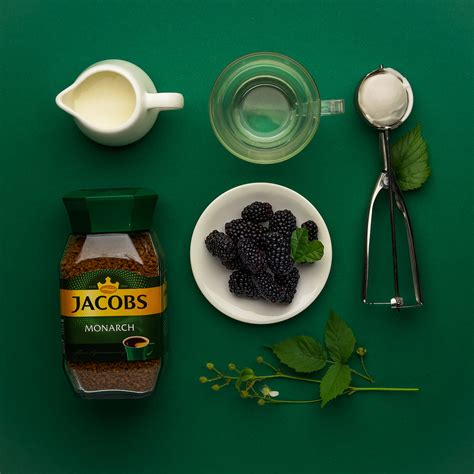 Food photo for Jacobs on Behance