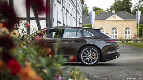 Porsche Panamera Turbo S Sport Turismo | 2021MY (Color: Truffle Brown Metallic) | Detail