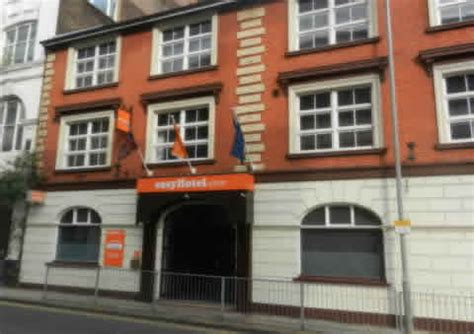 Cheapest Hotel In Luton - Rooms From £26 At easyHotel Luton