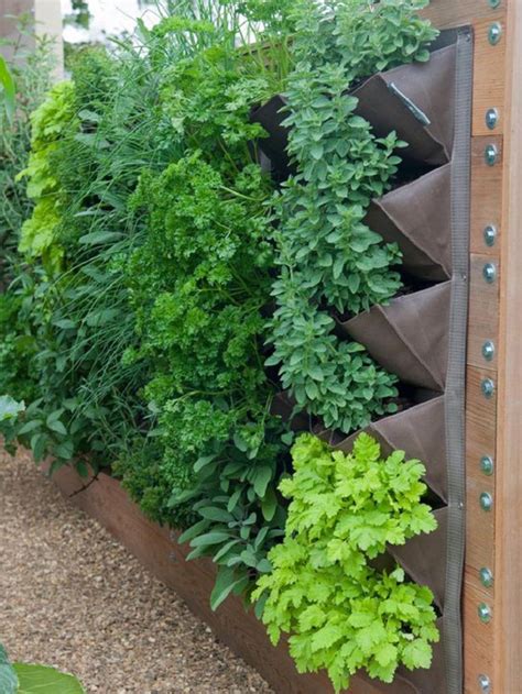 8 Awesome Vertical Gardening Ideas For Your Garden