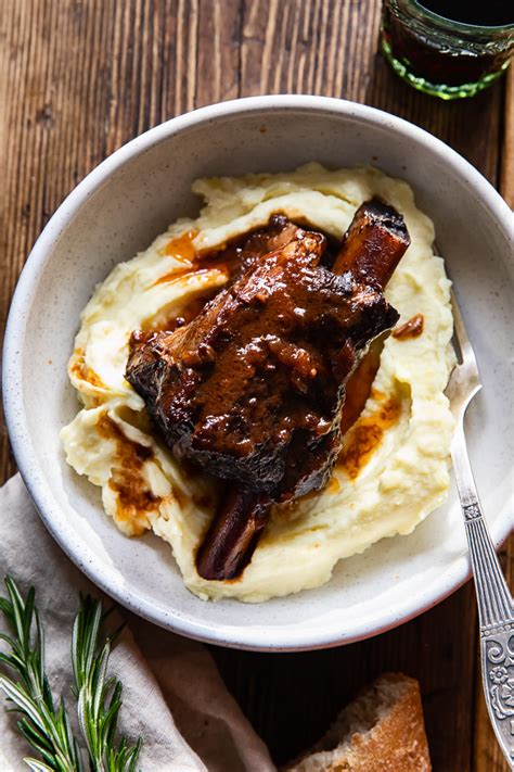 Braised Beef Short Ribs - Vikalinka