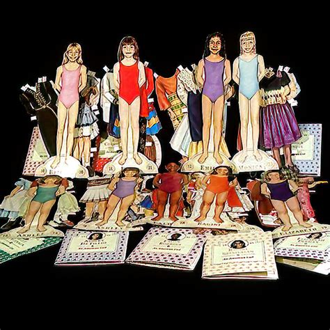 Doll: *American Girls Paper Dolls Set - Reuzeit Emporium