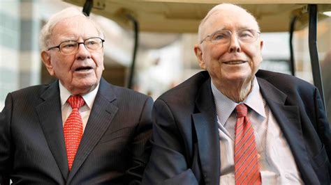 Charlie Munger, Warren Buffett's longtime business partner, dies at 99 ...