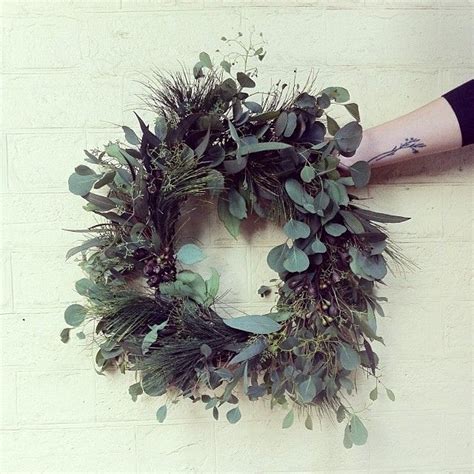 Wreath made from native Australian flora. | Australian flora, Wreaths ...