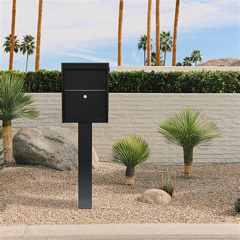 Post Mount Locking Mailbox | Large | adoorn