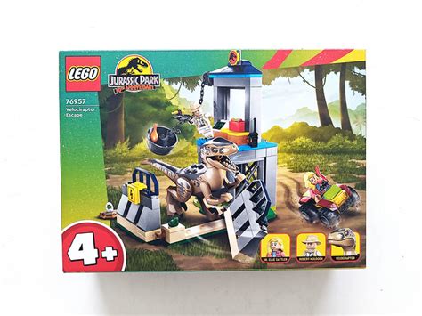 LEGO Jurassic Park Velociraptor Escape (76957) Review - The Brick Fan