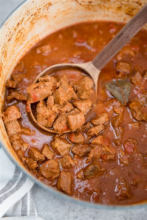 Authentic Hungarian Pork Goulash Recipe Slow Cooker | Besto Blog