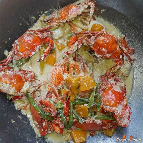 Ginataang Alimasag Crab in coconut milk