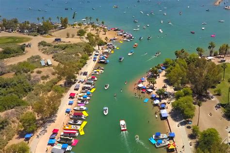 Lake Havasu Swimming: A Swimmer's Paradise - Lake Access