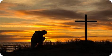 Man Kneeling At Cross Photo License Plate - Walmart.com - Walmart.com